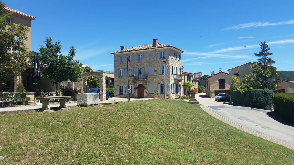 Vvf Haute Provence Lagrand Exterior foto